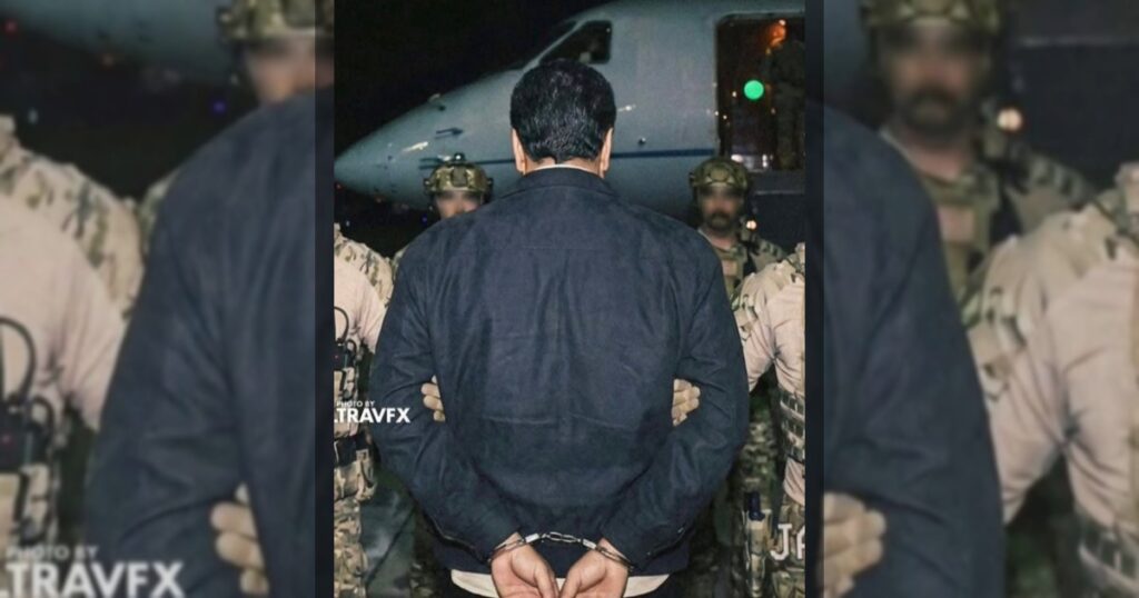 Еще фото Мадуро