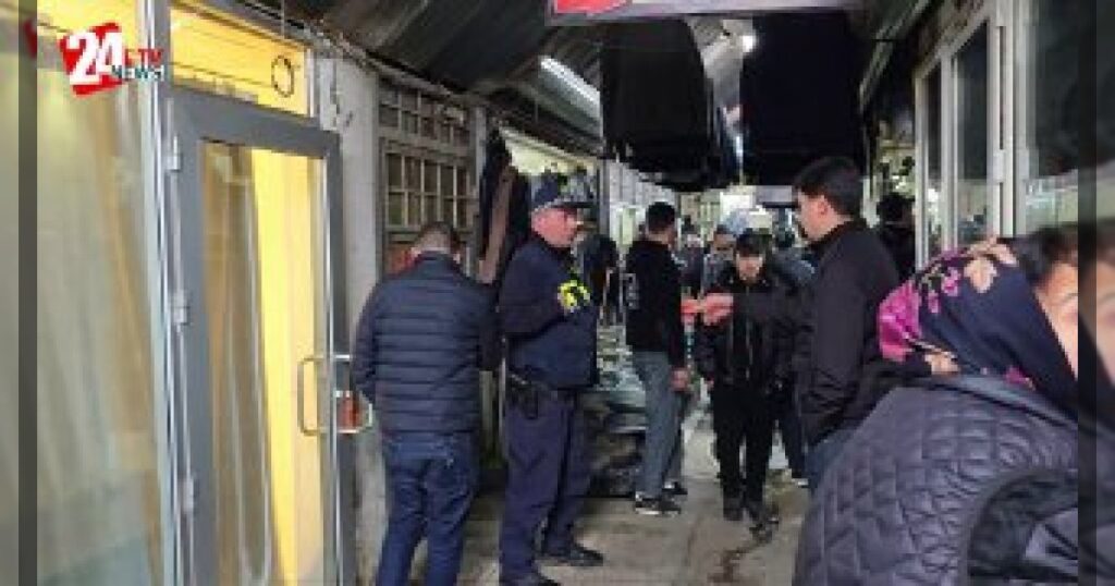 Неизвестный открыл огонь по азербайджанцам в ювелирном магазине Марнеули