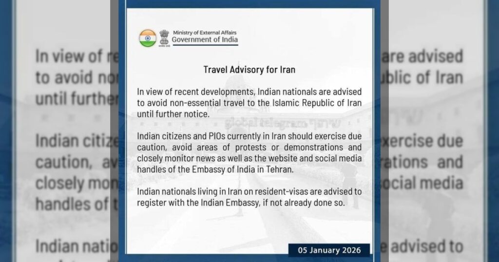 Индия выпустила предупреждение, призывающее своих граждан избегать поездок в Иран.