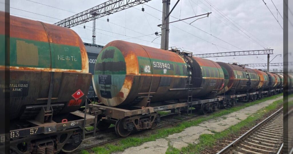 Из Азербайджана в Армению отправлена очередная партия азербайджанских нефтепродуктов.