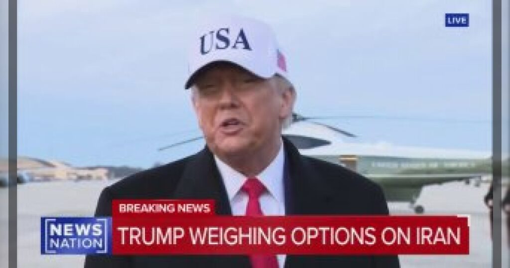 Журналист: «Премьер-министр Гренландии сегодня сказал: ‘Мы предпочли бы остаться с Данией'».