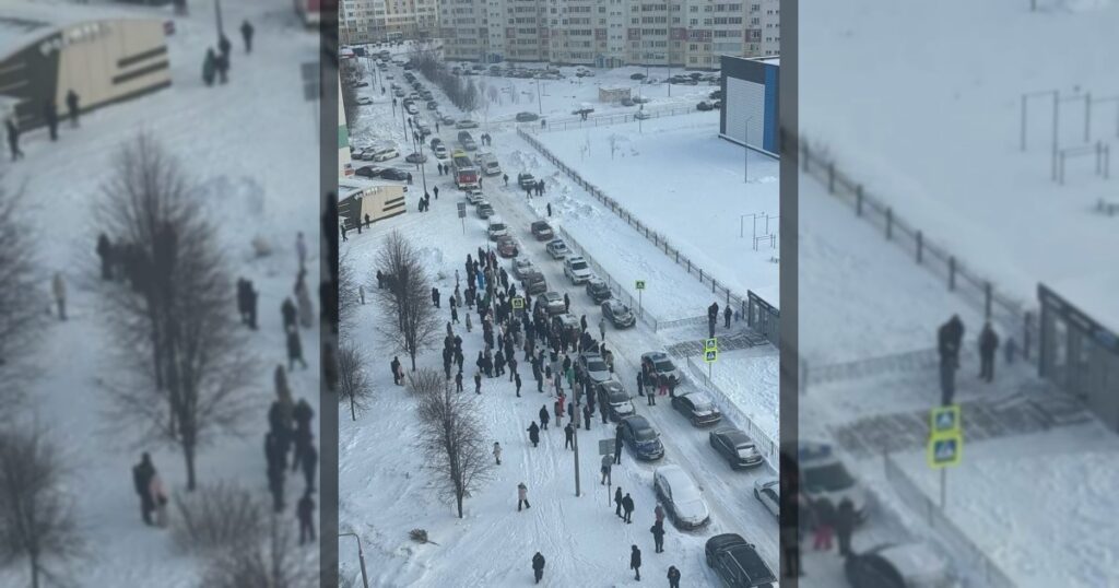В России очередное нападение на школу, подросток с ножом ворвался в лицей в Нижнекамске и напал на охранницу — СМИ.
