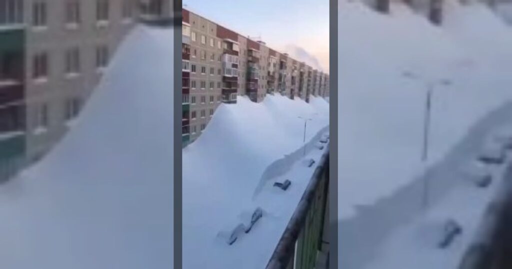 Снежный покров на Камчатке добрался уже до пятых этажей