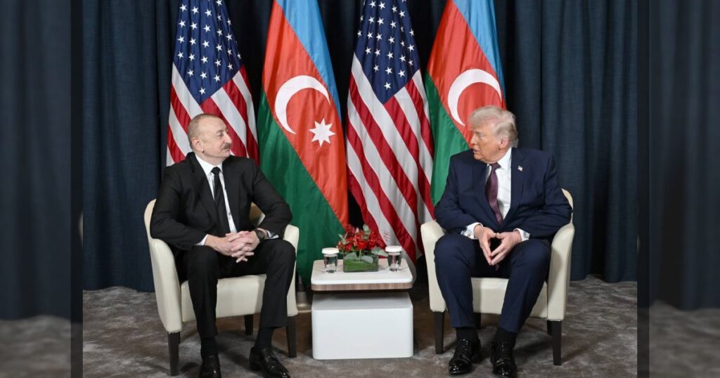 Ильхам Алиев и Дональд Трамп проводят встречу в Давосе