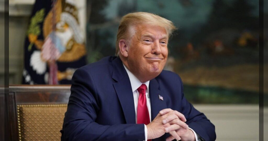 Трамп просит от стран по $1 миллиарду за место в Совете мира по Газе — Bloomberg