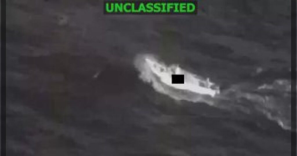 ВС США атаковали суда с наркотиками: 5 погибших