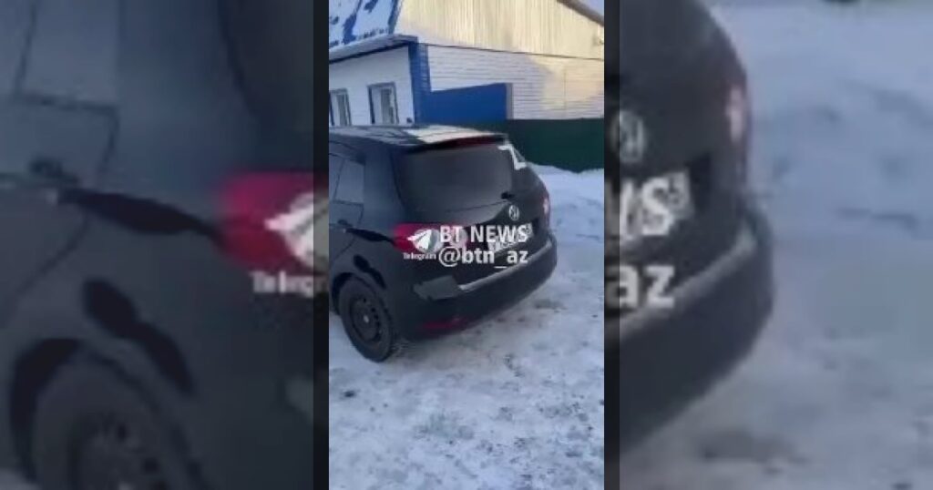 Жители Казахстана на камеру заставляют россиян снимать с автомобилей Z символику оккупации.