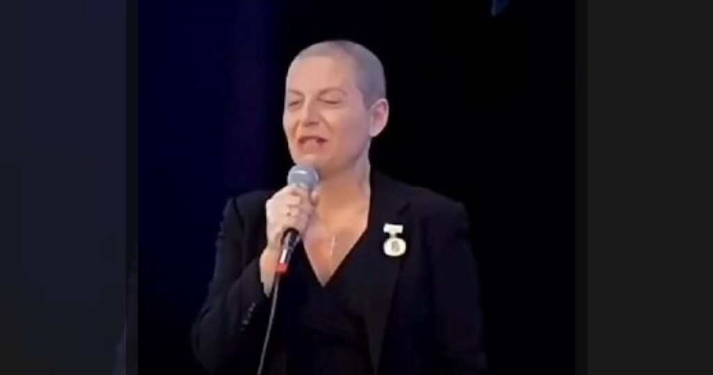 Пропаганлистка Симоньян появилась на публике без парика