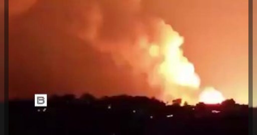 Пакистан нанес удары по целям у границы с Афганистаном