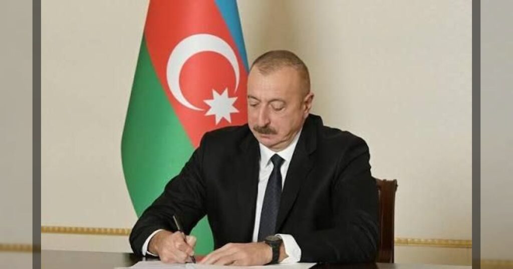 Президент Ильхам Алиев подписал ряд важных распоряжений и утвердил законодательные изменения