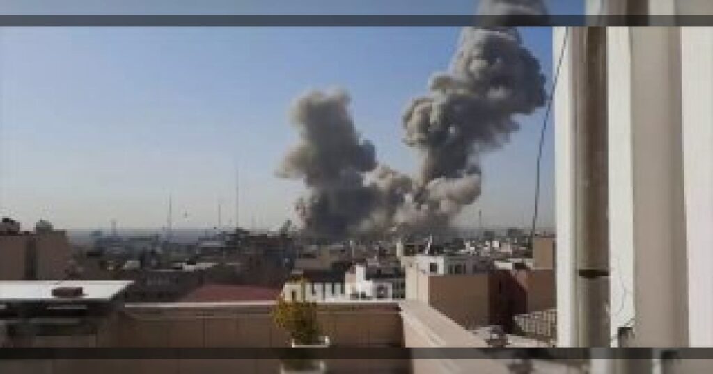 Атака на правительственные здания и символы режима: Центр Хаменеи под прицелом