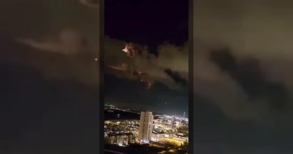 Дубай в эти минуты