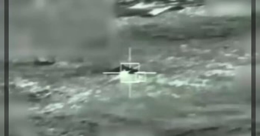 Израильская армия опубликовала видео перехвата БПЛА, запущенного из Ирана.