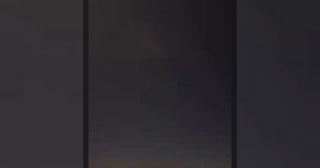 В честь сообщений о гибели Али Хаменеи жители Тегерана запускают салюты.