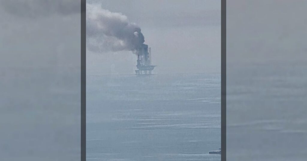 Нефтяная платформа ОАЭ в водах Персидского залива была атакована иранским беспилотником