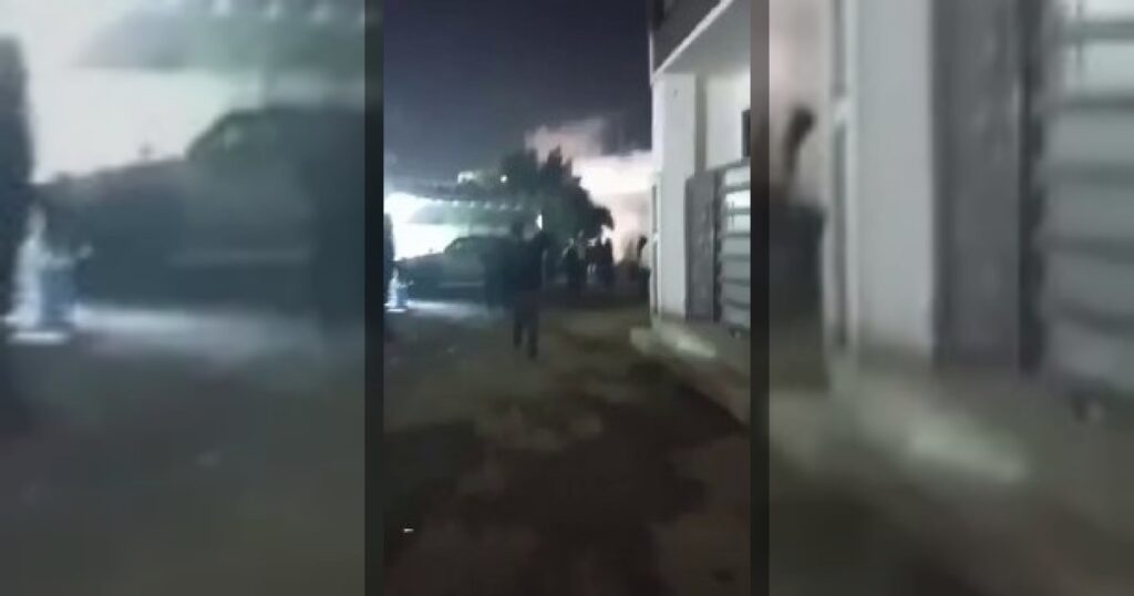 Из Ливана продолжаются пуски ракет в направлении Израиля. В Ираке ситуация накаляется.