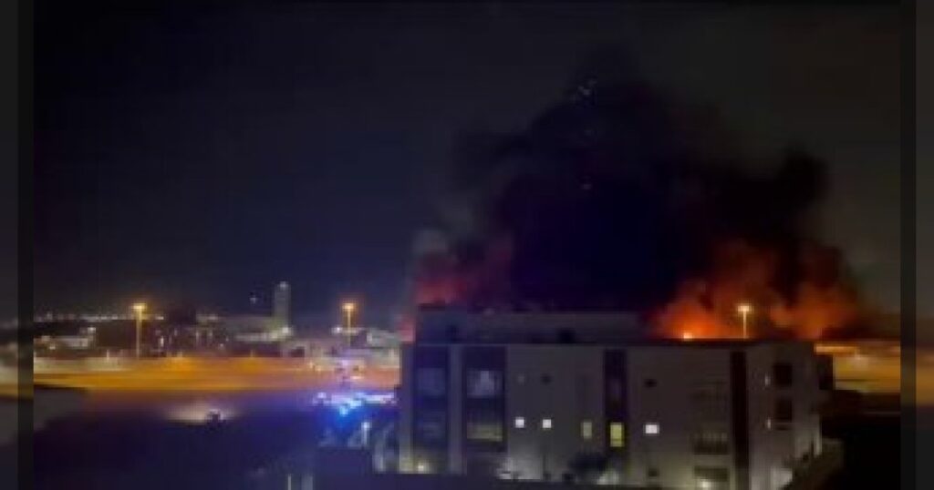 Военно-морские объекты США в Бахрейне были поражены иранскими баллистическими ракетами