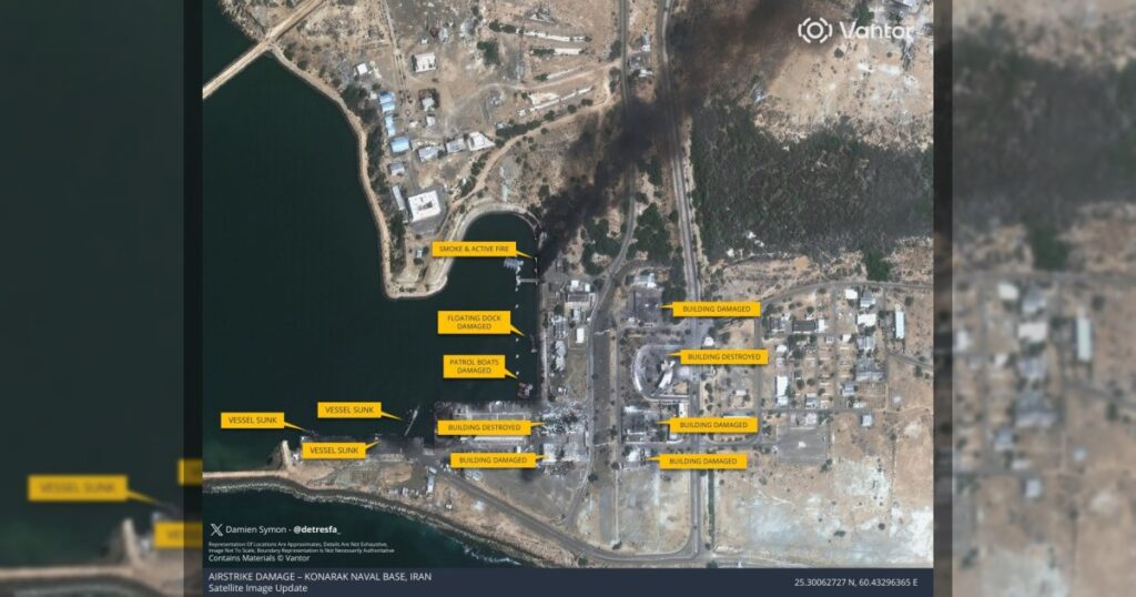 Спутниковые снимки показывают три затонувших судна и серьезные повреждения на иранской военно-морской базе Конарак