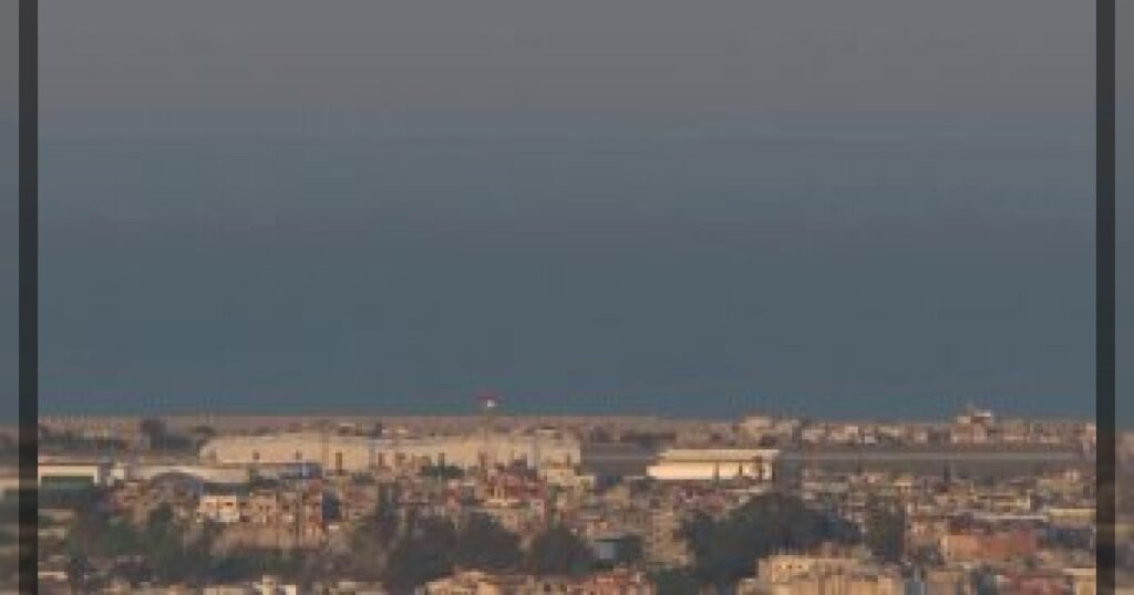 В момент бомбардировки Бейрута Израилем был замечен взлетающий самолет.