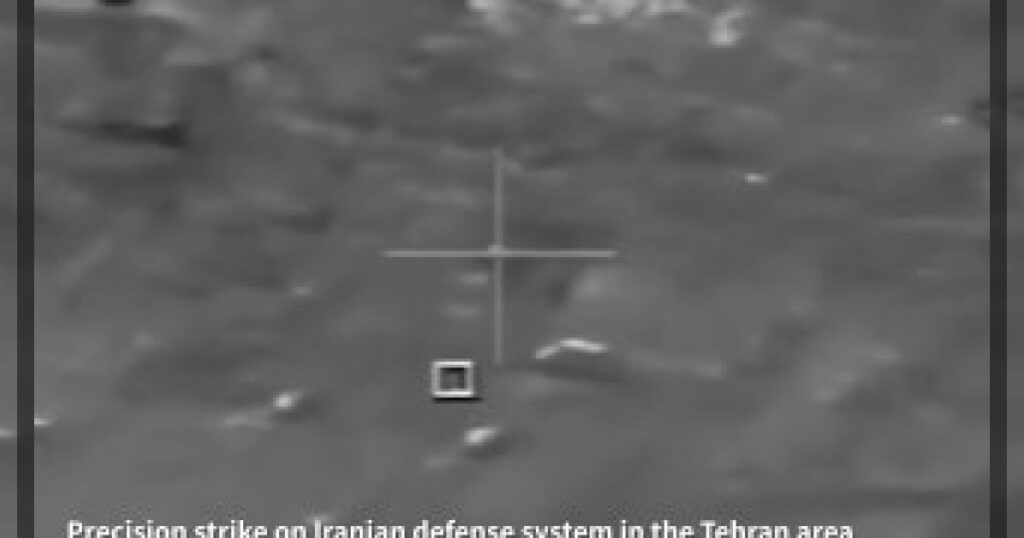 Кадры атаки Израиля на Иран, в частности Тегеран и Исфахан.