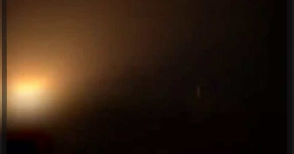 Тем временем иранская сторона опубликовала видео, на котором показаны запуски баллистических ракет.