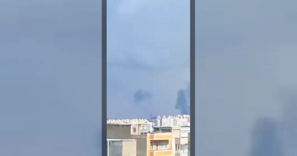 Эксклюзивное видео BT News: момент попадания ракеты по позициям КСИР в Тебризе.