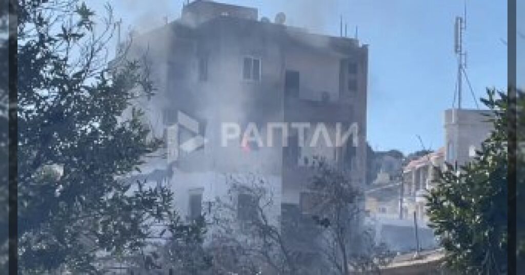 РосСМИ сообщают, что в результате израильского авиаудара было практически полностью разрушено здание Российского культурного центра в Ливане, расположенное в районе Набатии.