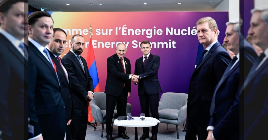 Пашинян и Макрон обсудили последние региональные события