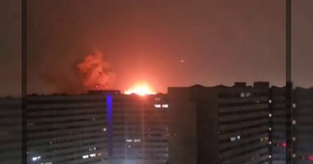 Утром аэропорт Мехрабад в Тегеране снова подвергся бомбардировке