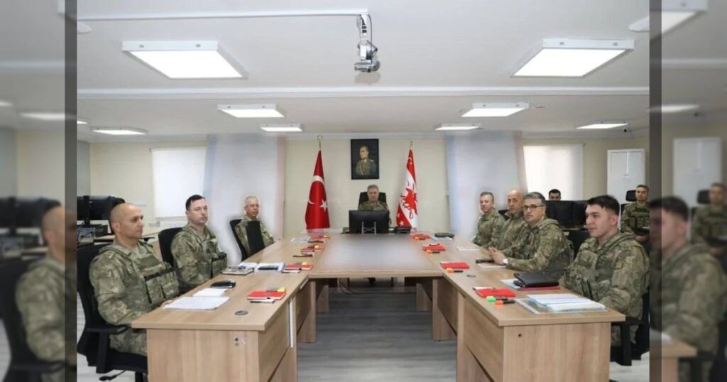 Командующий Сухопутными войсками Вооружённых сил Турции, генерал армии Метин Токел побывал на границе с Ираном.