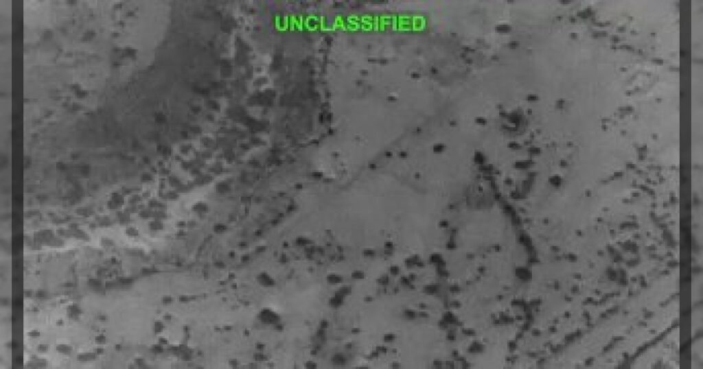 Трамп опубликовал кадры ударов по иранскому острову Харк.