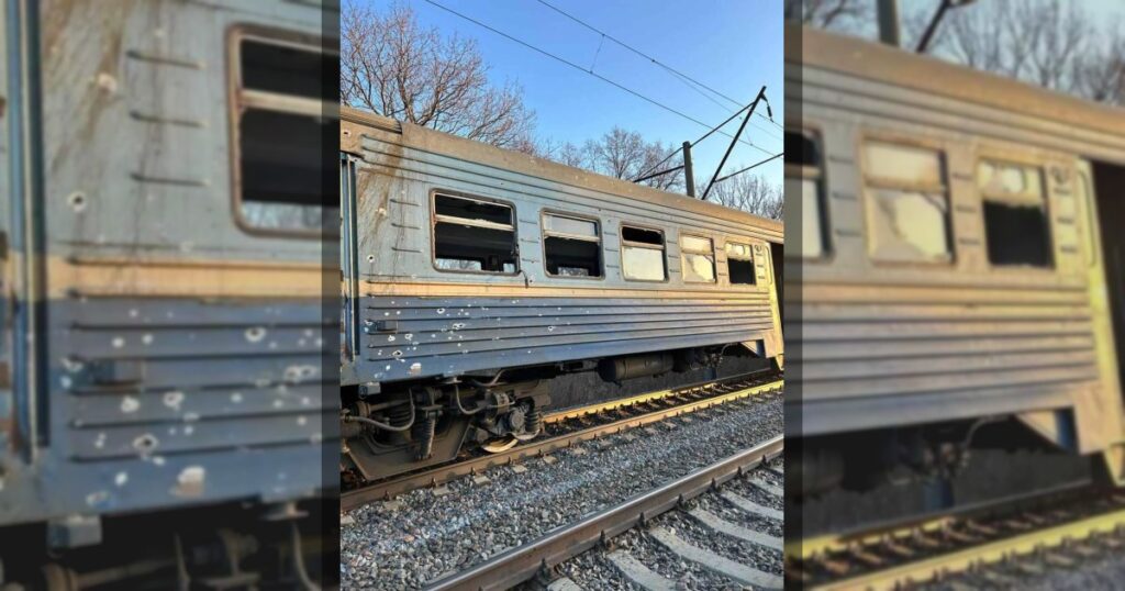 Ночью под удар попала и железнодорожная инфраструктура. Об этом сообщил вице-премьер Кулеба.