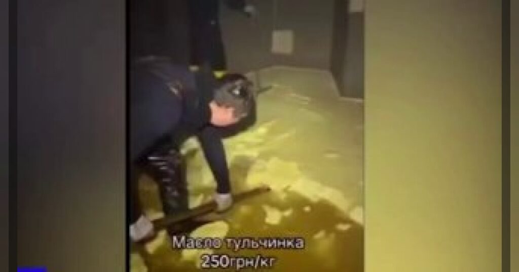 В соцсетях появились кадры антисанитарного производства масла