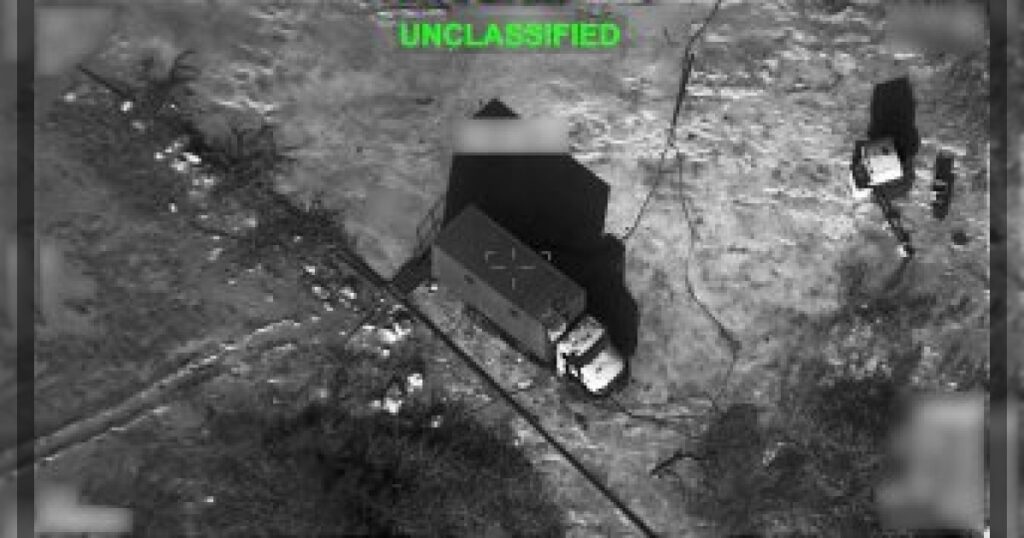 СENTCOM опубликовал очередные кадры ударов по целям в Иране.