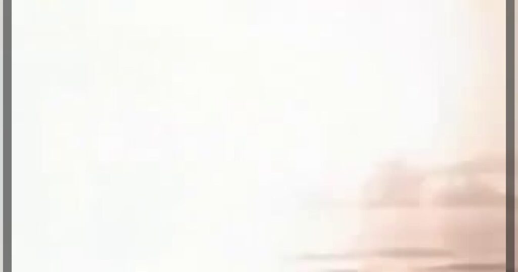 Украинские дроны ударили по крупнейшему нефтяному терминалу в Ленинградской области: горит нефтяной терминал