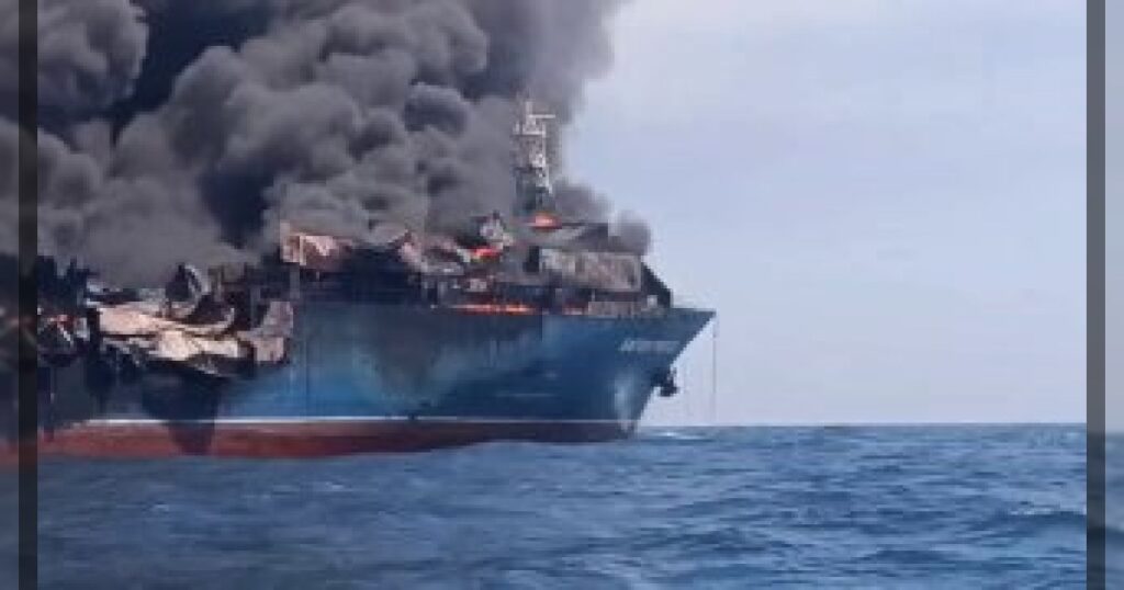 Ракетный удар был нанесён по тайскому танкеру, пытавшегося пройти через Ормузский пролив без разрешения.