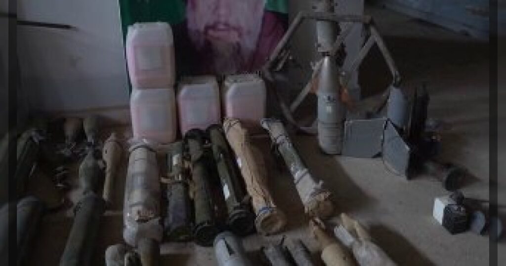 В школе на юге Ливана обнаружен крупный склад оружия