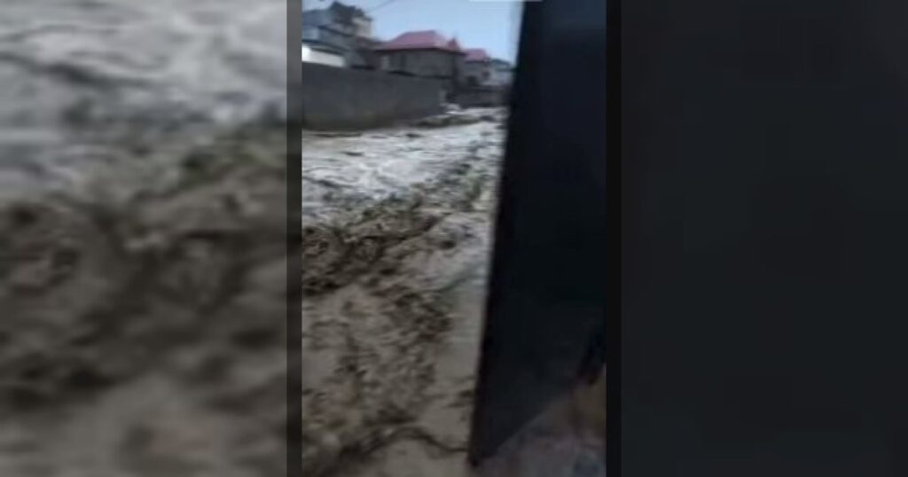 Столицу Дагестана также затопило