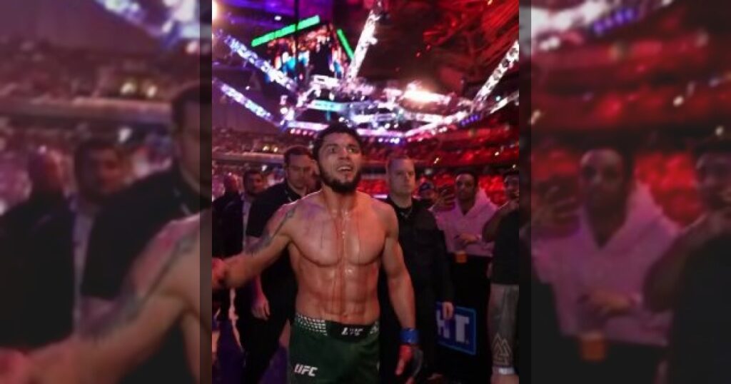 Азербайджанский боец Тофик Мусаеводолел чилийца Игнасио Бахамондеса на турнире UFC Fight Night 271 в Сиэтле.