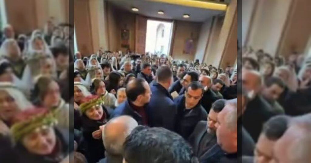 Попытка нападения на Пашиняна в церкви