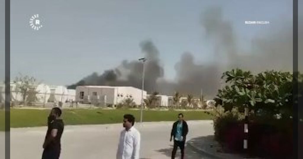 Два иранских беспилотника нанесли удар по стратегически важному порту Дукм в Омане — сообщают государственные СМИ.