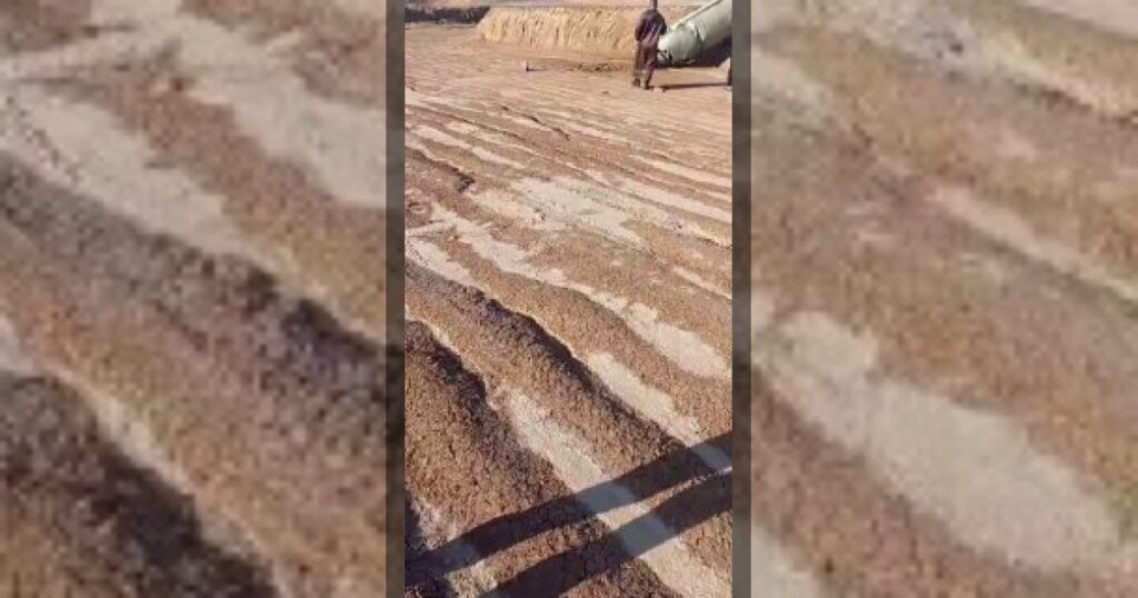 Где-то в пустыне Негев, Израиль — иранская ракета.