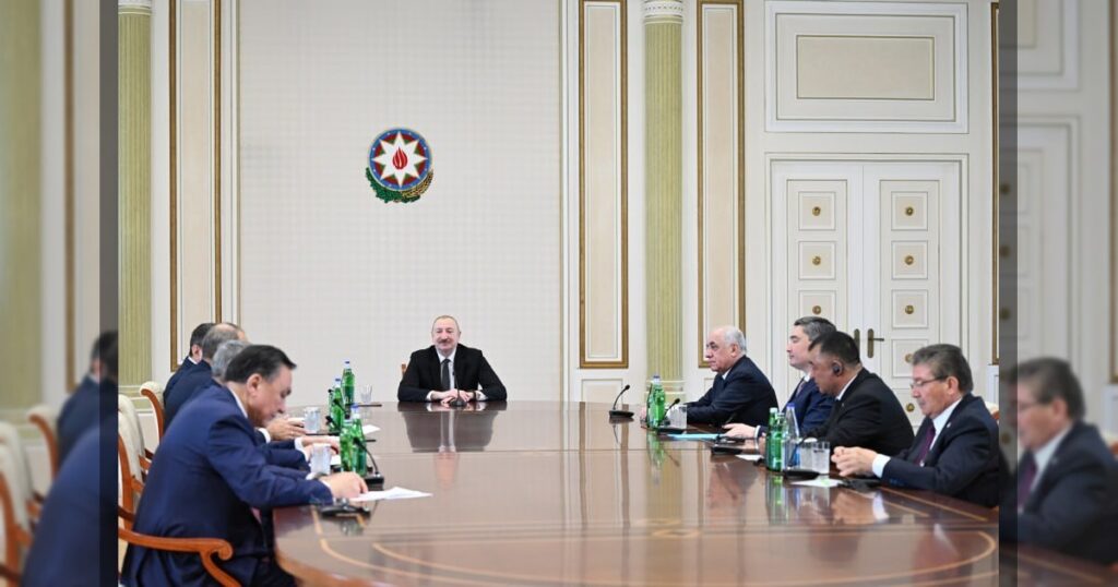 Президент Ильхам Алиев принял участников встречи глав правительств государств — членов Организации тюркских государств.