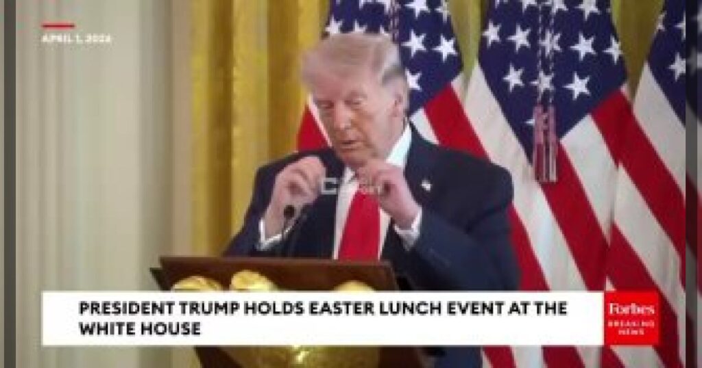 Дональд Трамп продолжает высмеивать Эммануэль Макрон.