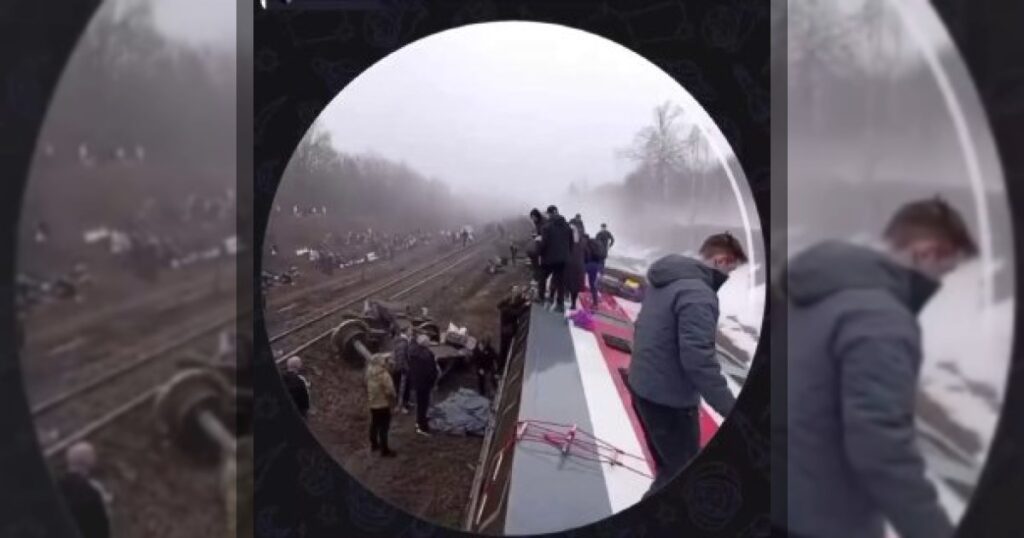 Семь вагонов пассажирского поезда Челябинск — Москва сошли с рельсов в Ульяновской области.