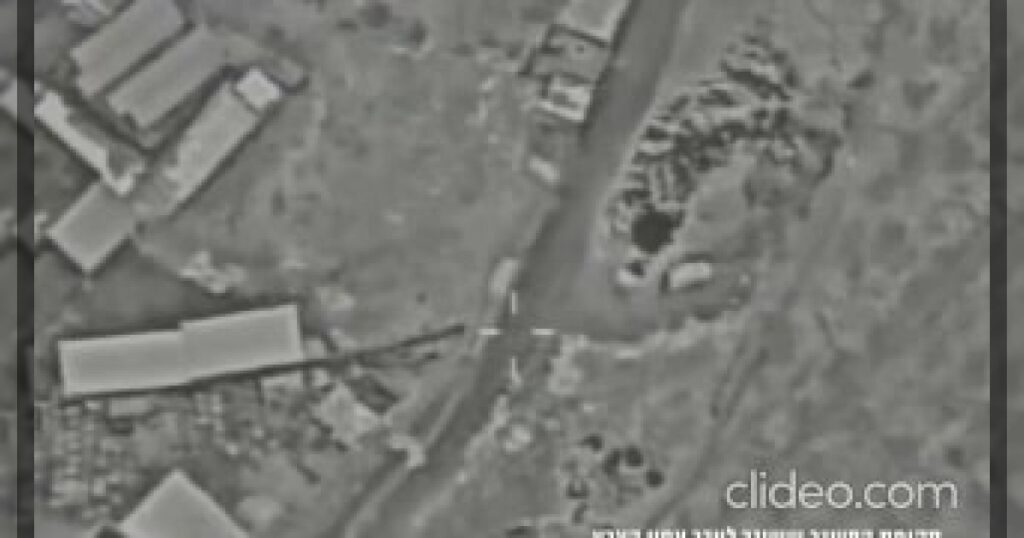 Армия обороны Израиля (ЦАХАЛ) в пятницу провела серию ударов по объектам инфраструктуры в Тегеране, действуя по данным разведки. По заявлению израильской стороны, поражены объекты противовоздушной обороны, включая позиции КСИР, где хранились ракеты для поражения воздушных целей.