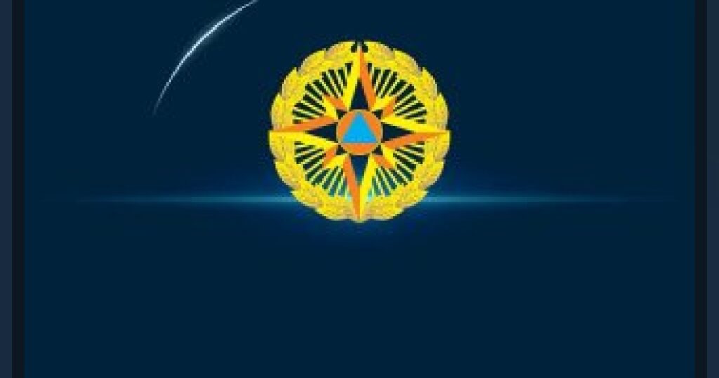 Глава МЧС Камаледдин Гейдаров осмотрел опасный участок в Бадамдаре на фоне ликвидации последствий ливней