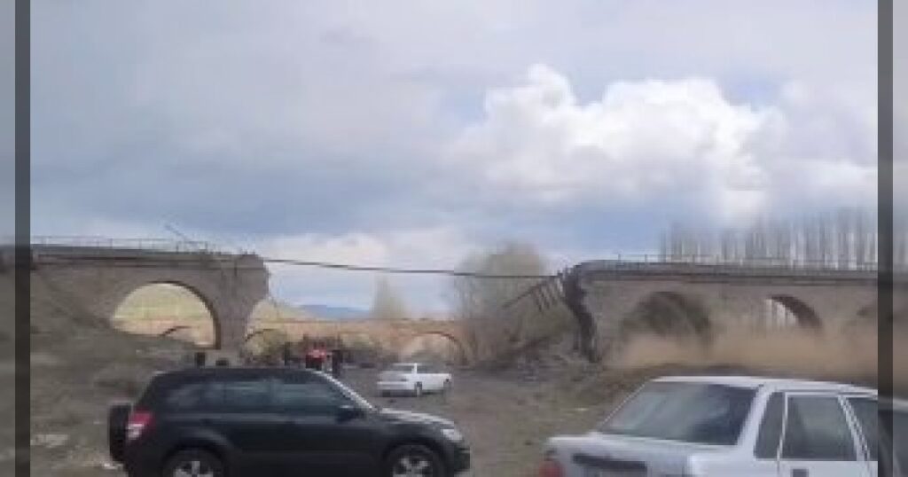 Атака на железнодорожный мост в Занджане