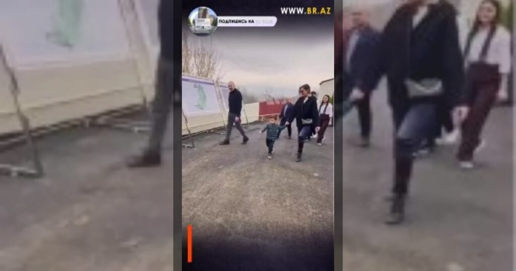 Президент Ильхам Алиев исполнил мечту маленького Аяза, подарив его семье грузовой автомобиль КАМАЗ.