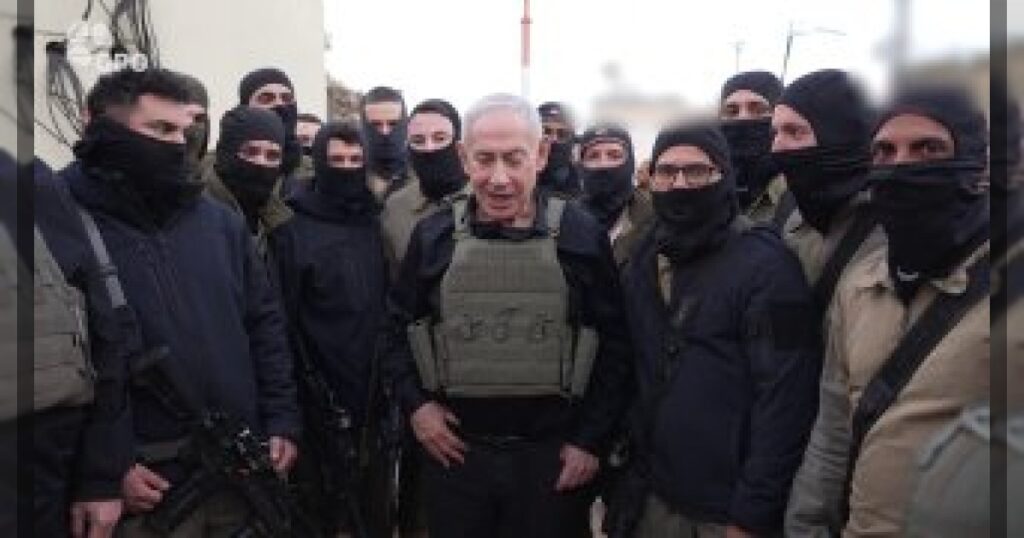 Премьер Израиля посетил позиции израильской армии в Ливане.